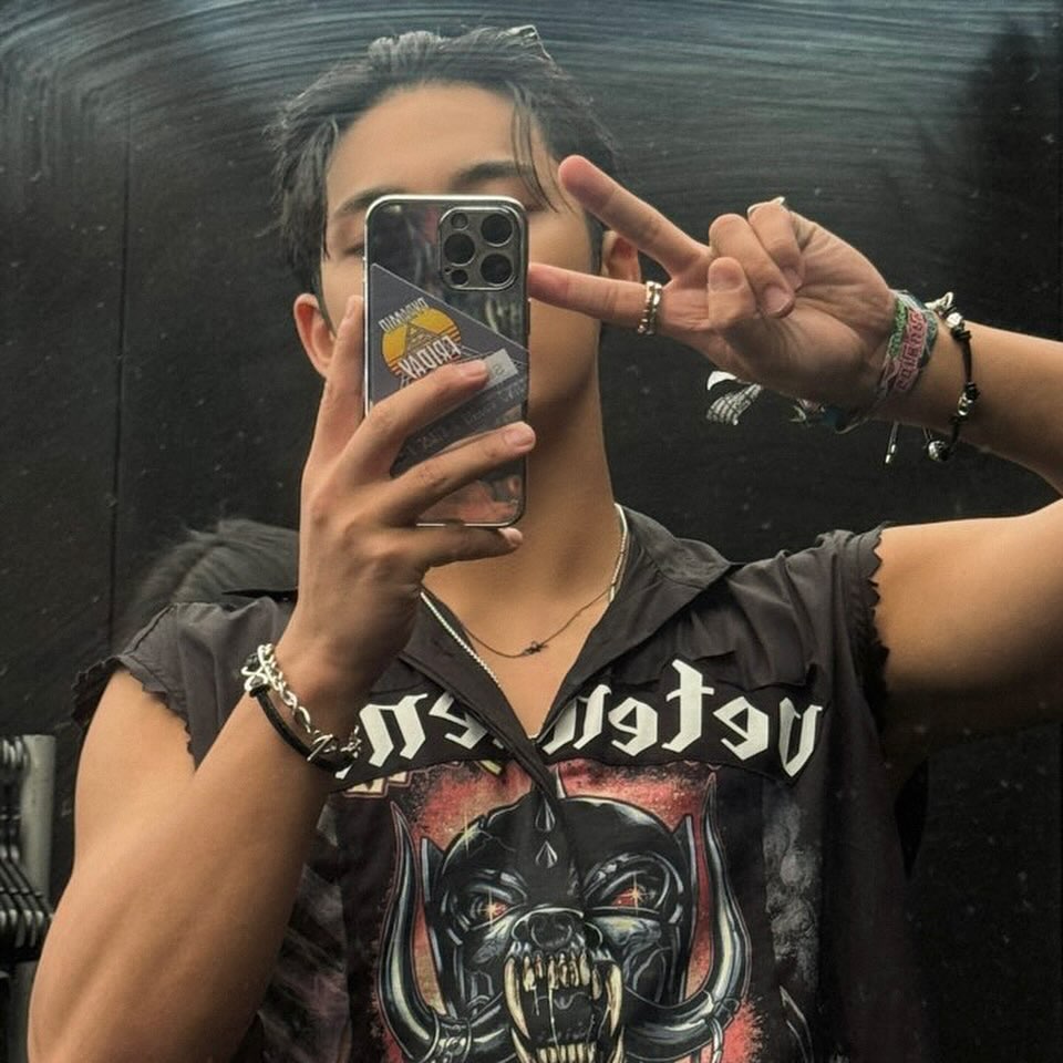 mingyu tweet media