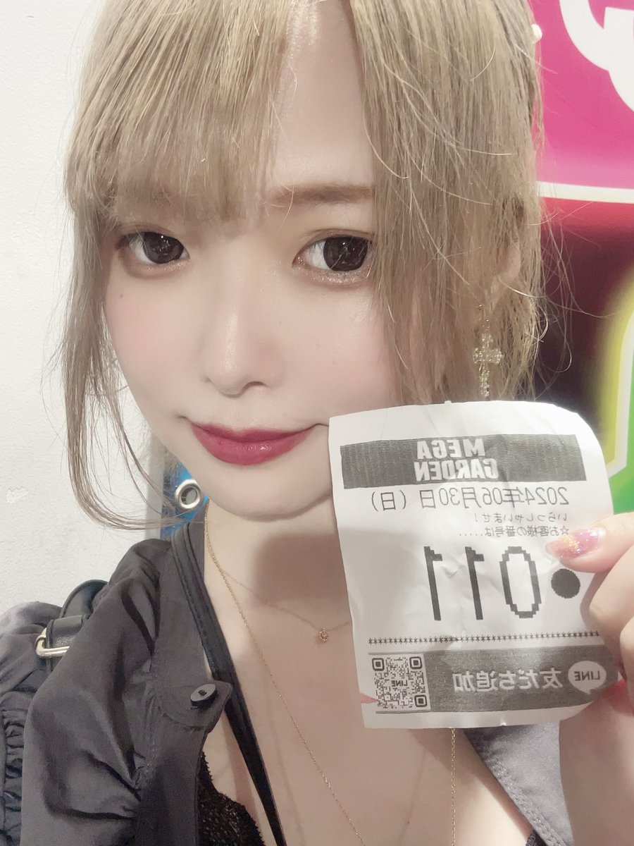 メガガーデン所沢スロット館さんに到着しております☺️ 本日の抽選