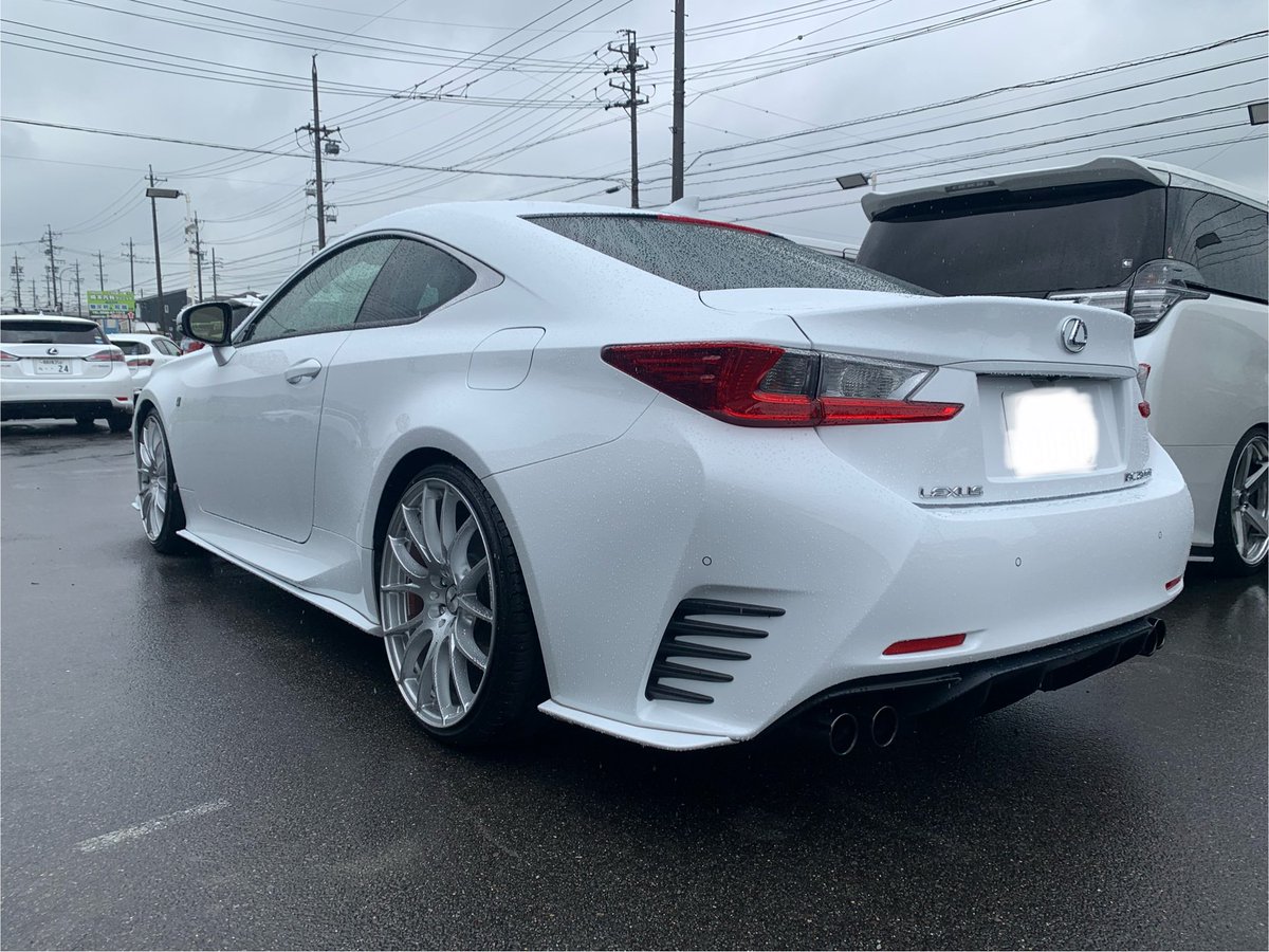 FLEXAUTO001's tweet photo. 🚗🔥
LEXUS RC200t Fスポーツ🔥
生憎の天候ですが、無事納車完了です😆
ご契約ありがとうございました😊
#稲沢市 #フレックスオート #LEXUS #ASC10 #TRD #toyota #rayswheels #納車 https://t.co/ypL5kVTebb