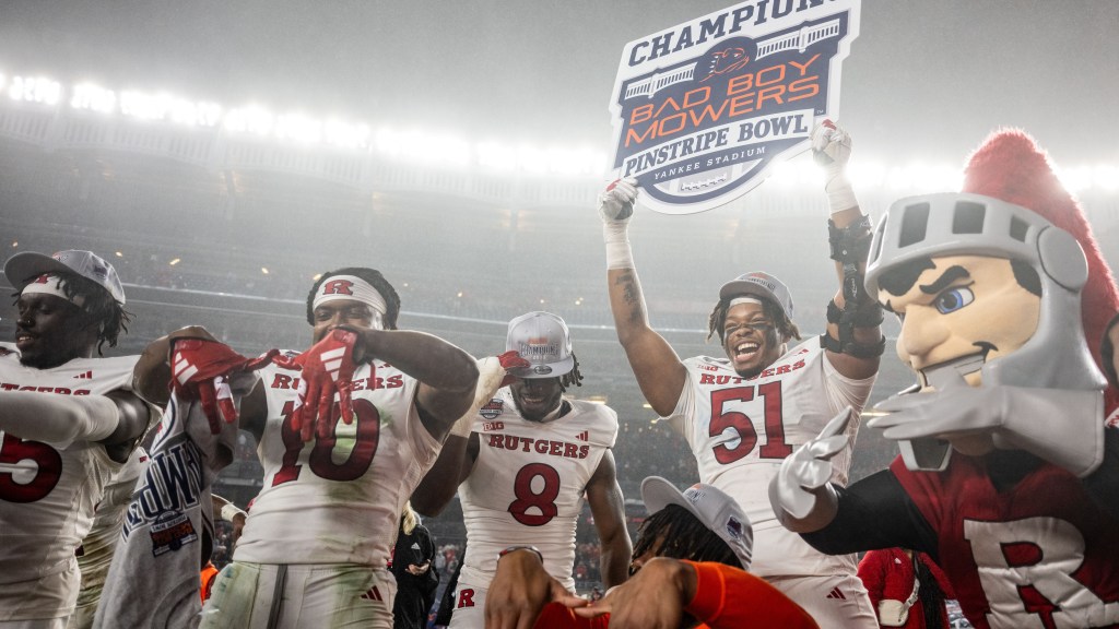 Where does the Sporting News project Rutgers football's bowl game? rutgerswire.usatoday.com/2024/06/28/rut…