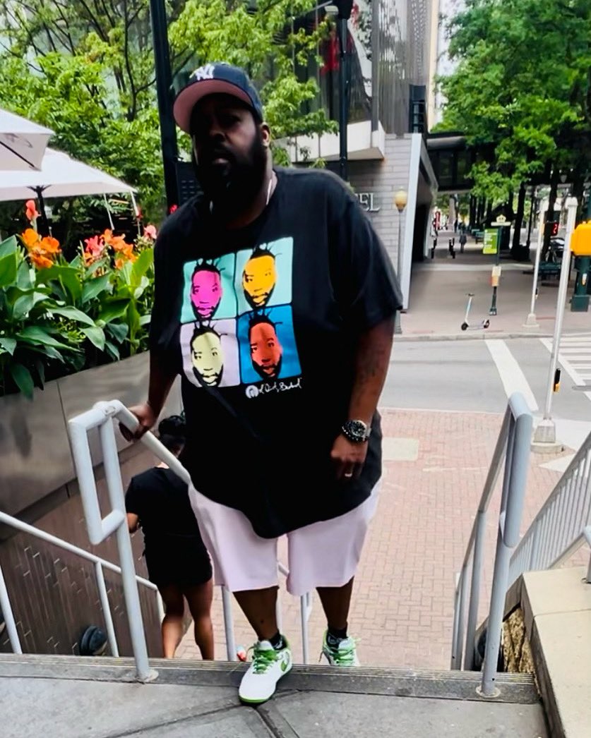 JayPbbg's tweet photo. I’m just somebody black ass Son, Daddy, and Husband! 🤷🏾‍♂️

#pbbg #beardgang #outside #somebodyson #weekend #pink #sun #hotaf https://t.co/tE05U303YJ