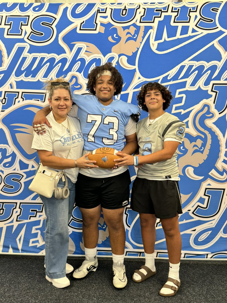 Zahir Orozco (@zahir_orozco) on Twitter photo Had a great time at the New England Elite Clinic! Thank you for the hospitality! <a href="/CoachCivs/">Jay Civetti 🐘</a> <a href="/Coach_JoeMcD/">Joe McDonald</a> <a href="/CoachRynne/">Scott Rynne</a> <a href="/EliteFBClinics/">Elite Football Clinics</a> <a href="/Biggamebobby/">Bob Putnam</a> <a href="/BPS_Football/">Berkeley Football</a> Had a great time at the New England Elite Clinic! Thank you for the hospitality! <a href="/CoachCivs/">Jay Civetti 🐘</a> <a href="/Coach_JoeMcD/">Joe McDonald</a> <a href="/CoachRynne/">Scott Rynne</a> <a href="/EliteFBClinics/">Elite Football Clinics</a> <a href="/Biggamebobby/">Bob Putnam</a> <a href="/BPS_Football/">Berkeley Football</a>