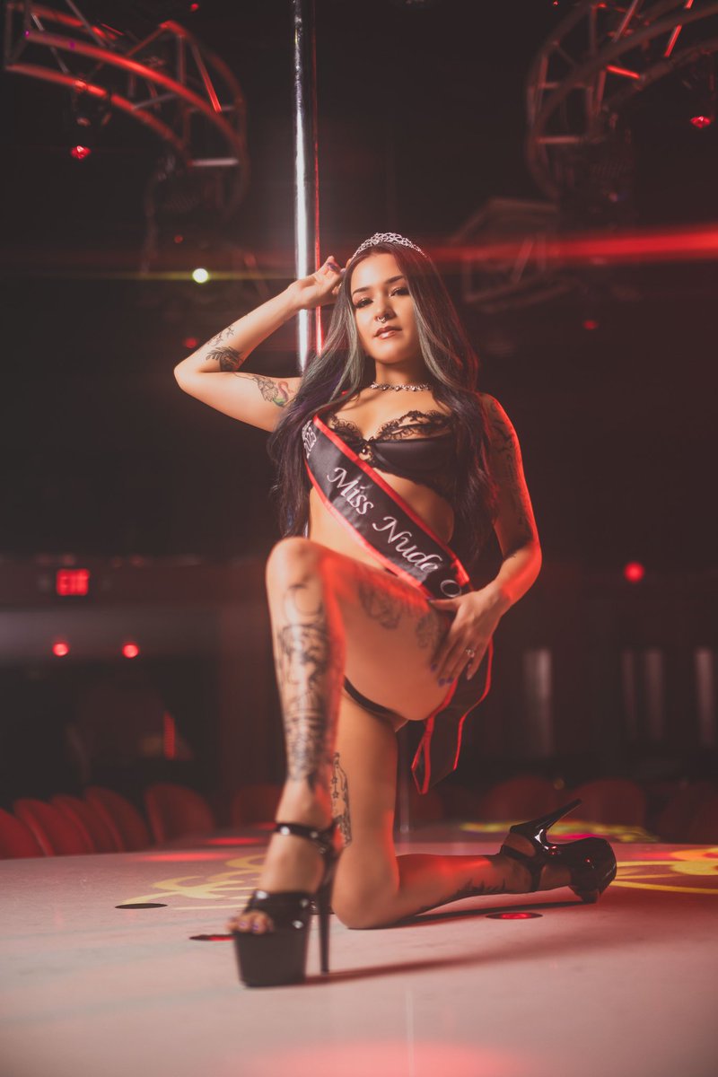 Our very own Tokyo was crowned Miss Nude Oregon! Join her this weekend and come see why! 👑👑👑