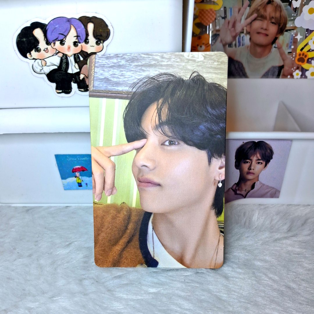 taev_goodboy's tweet photo. @ac__collector feedback super positivo,  chegou super rápido, bem embalado e o photocard é perfeito, muito obrigado 💜 https://t.co/GVx7QzLevH