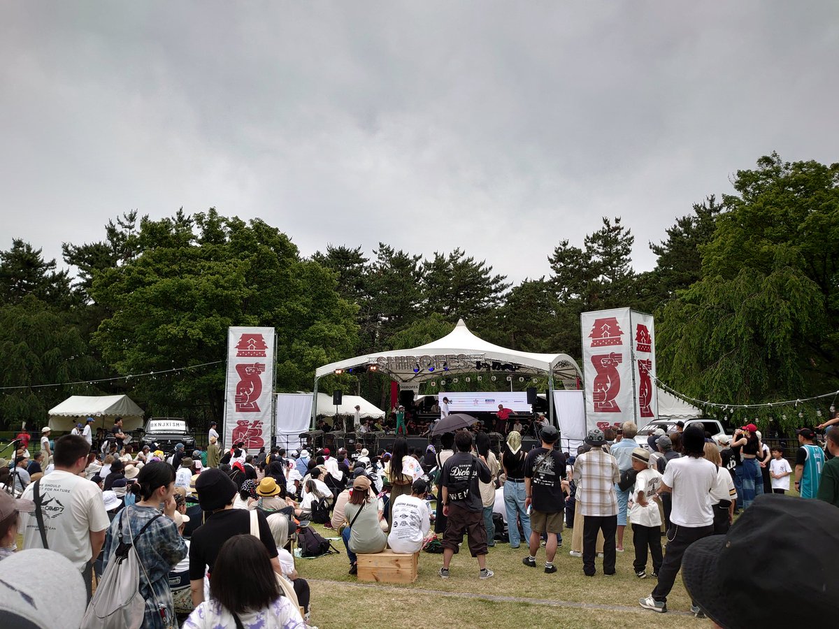 Bonchin_HBT's tweet photo. お祭り騒ぎ、雰囲気だけですでに楽しい〜
#SHIROFES2024 https://t.co/A93q5E9U6n