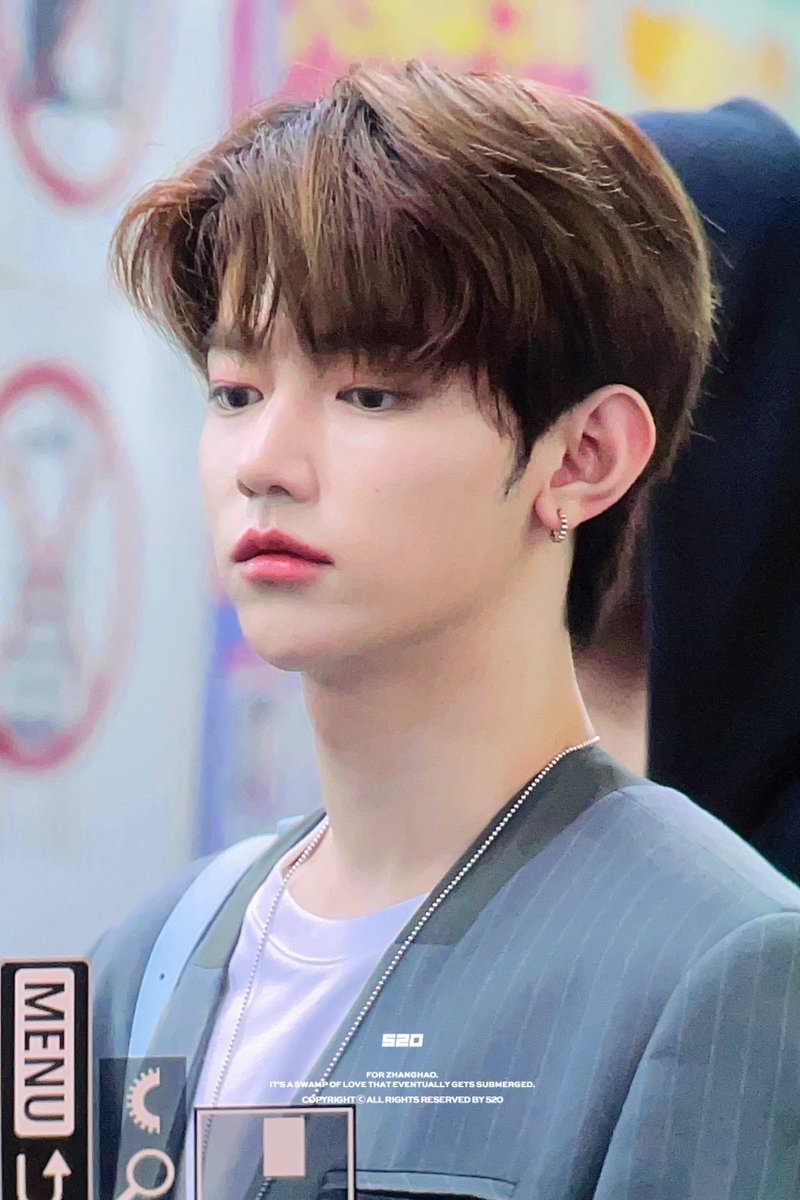 240630

아니오늘얼굴미쳤는데.....? 거짓말......
#장하오 #ZHANGHAO #章昊 #ZEROBASEONE
