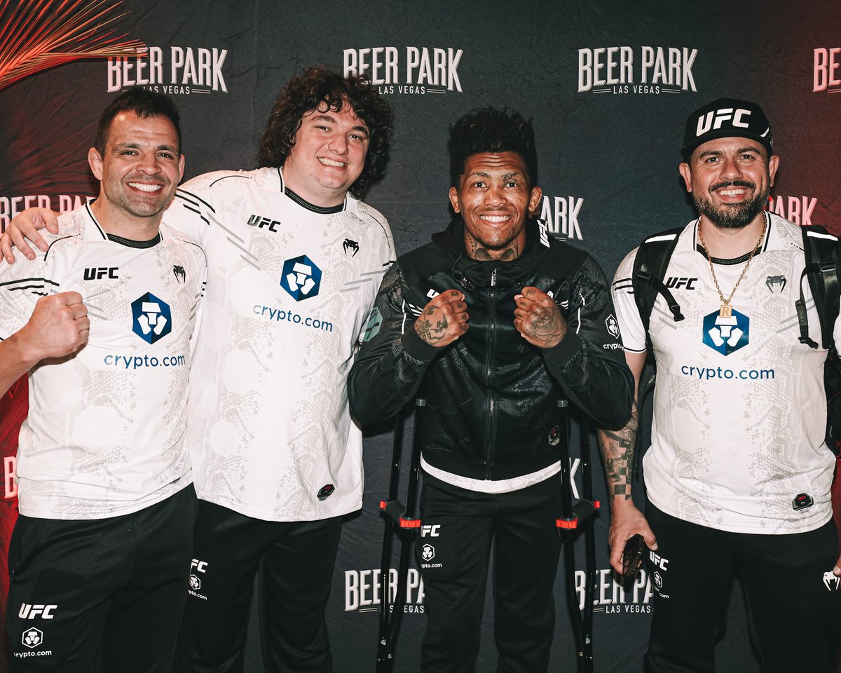 Hangin’ out with <a href="/LokdogVinicius/">Vinicius "LokDog" Oliveira</a> after his epic #UFC303 win! 🏆 🍻 #BeerParkLV