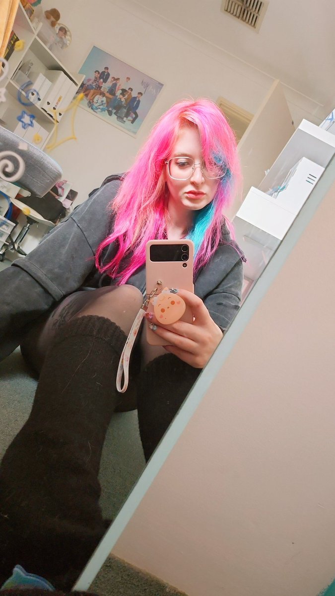 You can take it, so think once more. I know your scars 🩷🩵