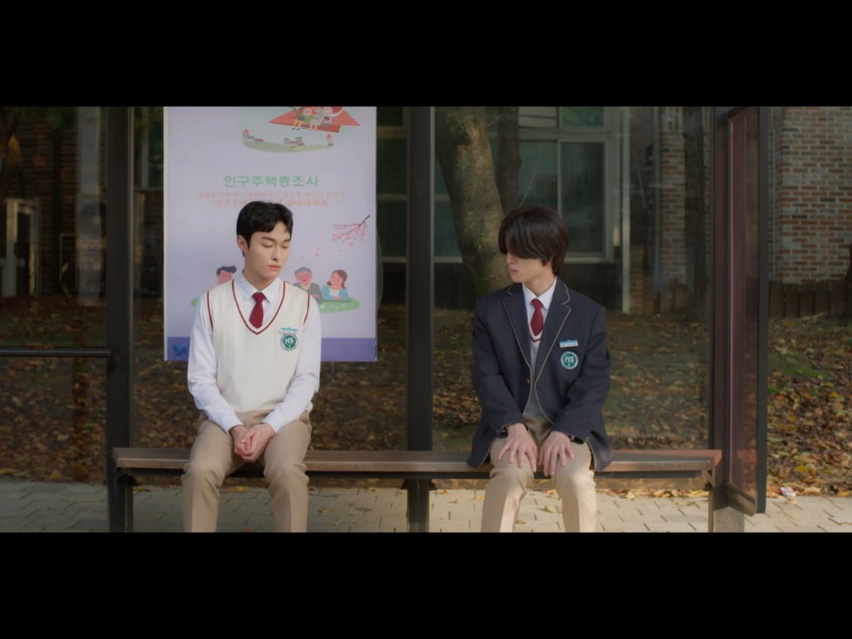 kdrama_menfess's tweet photo. •kdm• Chanyoung keren banget yaa, acting dia disini bener2 kaya diperanin sama dua actor yang berbeda. Pas jadi Deukpal aura bapak2nya dapet banget 😭👍
https://t.co/1lTjDRYou7