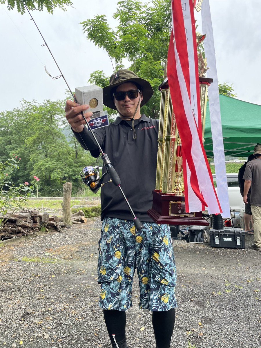 sHoAGKW1's tweet image. 本日の[TOP GJ]に優勝🏅しました🙇‍♂️

終始活躍のカラーはホーリーゴールド👍

タックルは[Banshee.BTSS.S552L]が決勝では火を噴きましたね🔥

#MajorCraft