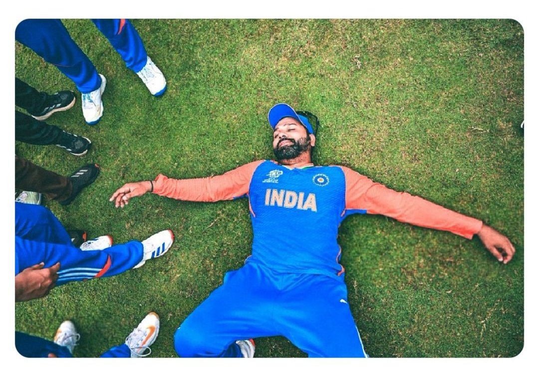 banarasipunk's tweet photo. The best part about the win was that no one saw it coming, everyone gave up at 15th over that yes it has slipped out of our hands 🥺❤️ #T20WorldCupFinal https://t.co/465cjDDuVB