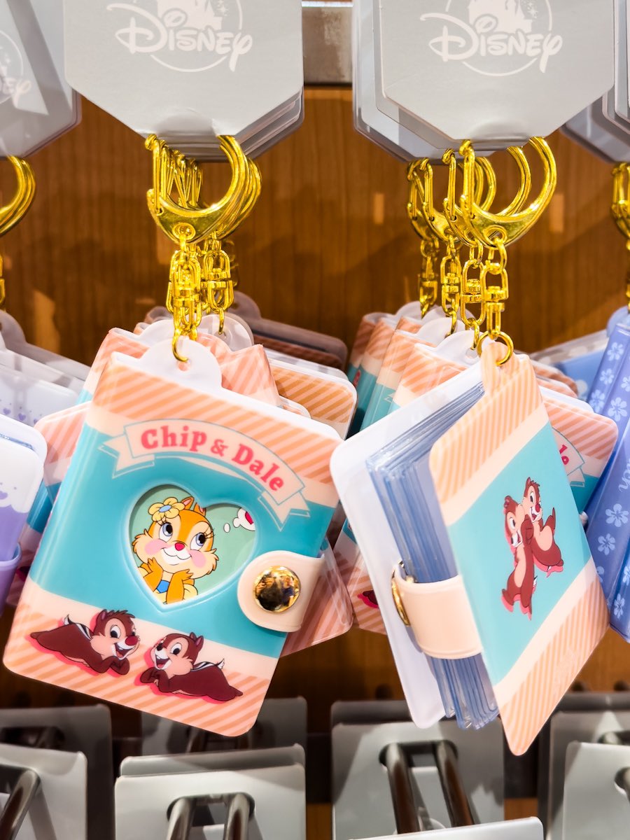 ディズニーストア チップ&デールたちのかわいいキーチェーン4種、新