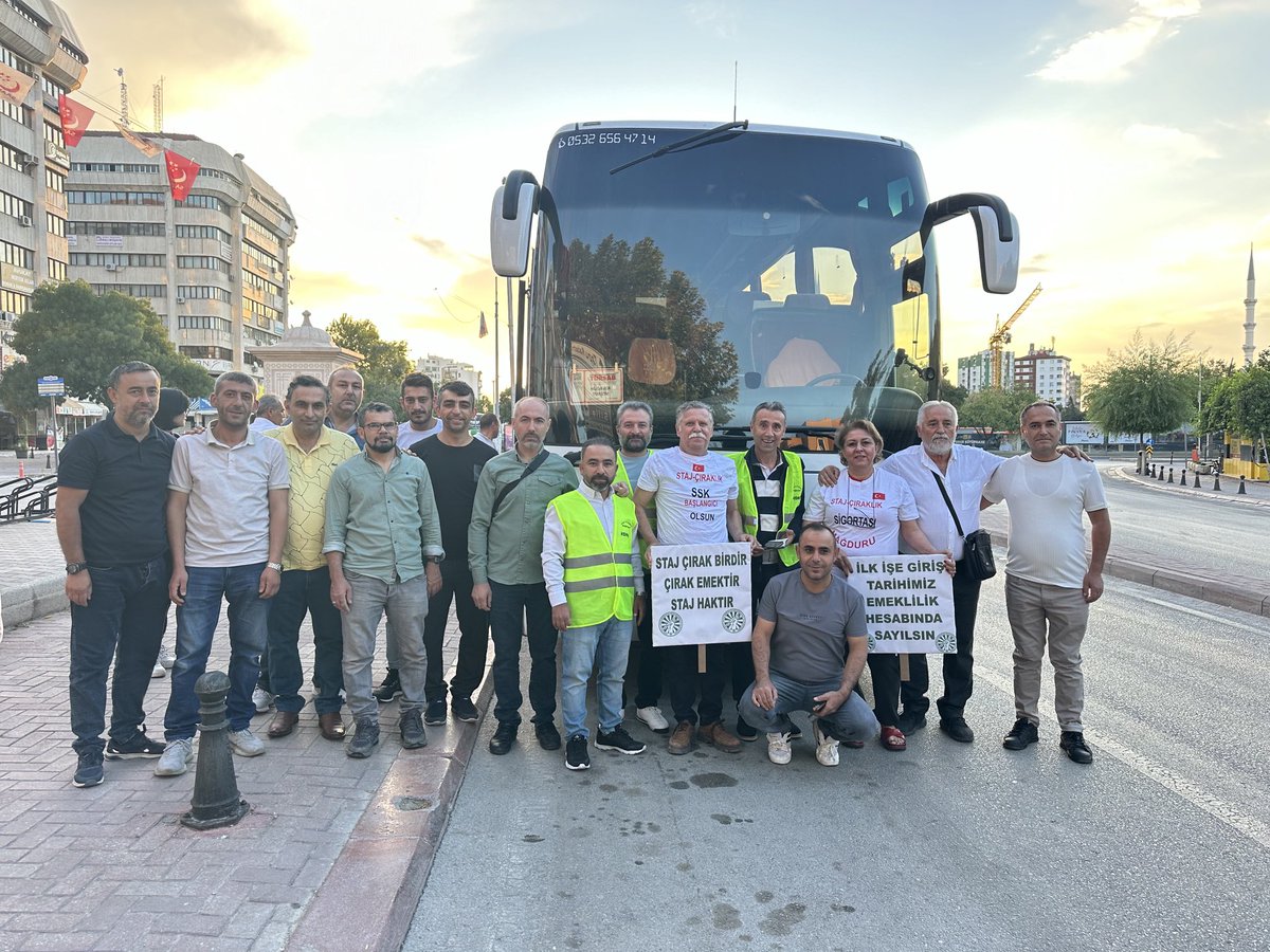 Geliyoruz 

#StajyerÇırakSGKHakkıiçinGebzede