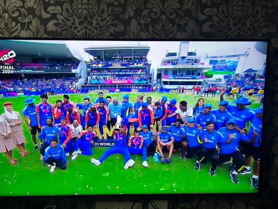 nmreddy06's tweet photo. Suryakumar Yadav you took an absolutely stunning catch which won the match for #TeamIndia 

Jasprit Bumrah &amp; Hardik Pandya what an amazing bowling under pressure Kohli master class innings 
Rohit Sharma - Captain Cool. You really deserve this Cup 🏆 congratulations team India 🇮🇳 https://t.co/1FPH8exBMJ