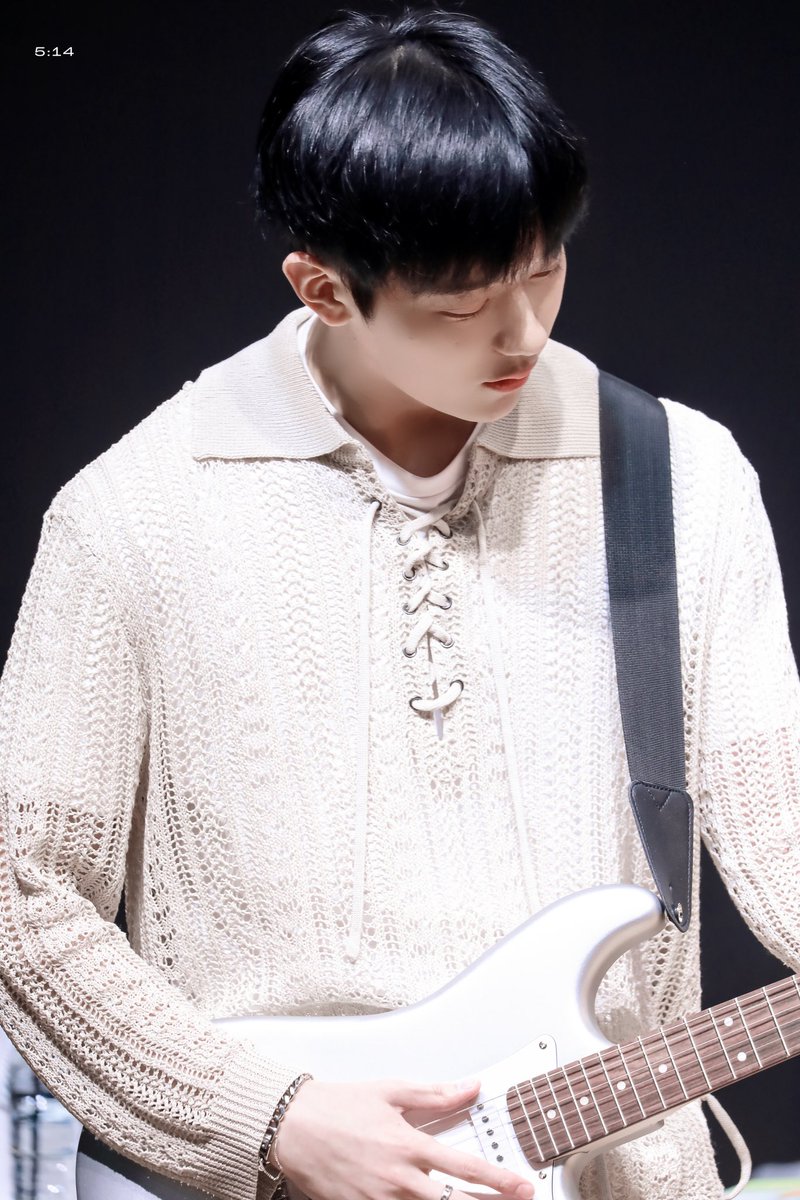 _yechan514_'s tweet photo. 240628 ITTA

#오메가엑스 #예찬 
#OMEGA_X #YECHAN https://t.co/2MEqOitoIN