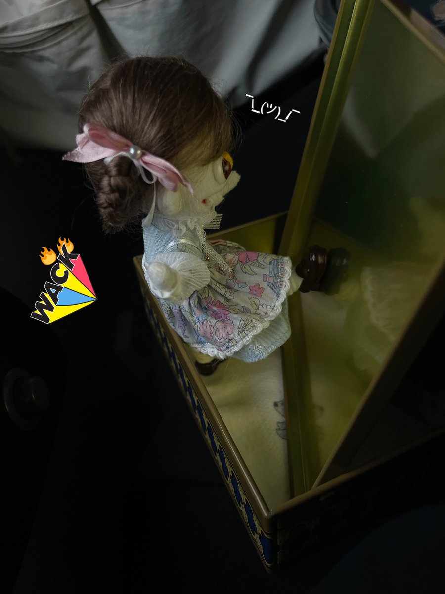 _jnsq_'s tweet photo. ⠀
아니, 그치마안…
가방 속은 답답해가지구 (*⁰▿⁰*)✨
#just_puppet https://t.co/Fff60zjQIa
