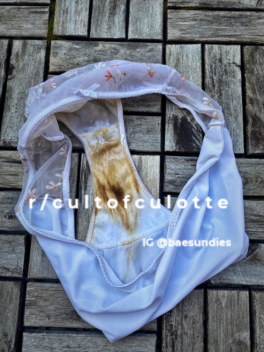 ExeGore85683's tweet photo. NEW!
#sweatmarks #nylontoes #string #pantydeal #wornclothes #nylonoverknees #wornthong #lingerie #cottonslip #underwear #wornknickers #laundry #sheinhaul #wornundies #womenunderwear #culotte #hairywomen #overknees #usedundergarments #wormenlegs #usedpanties #wornpanties #armpit https://t.co/VDAWswd6fb