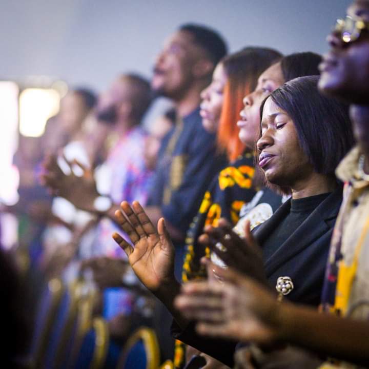 atenagavictor's tweet photo. Blessed are those who dwell in your house; they are ever praising you. Psalm 84:4 (NIV)
Find community, find hope. Come to church today!
#churchatswim
#victoratenagaministries
#sundaymorning
#sundaymot https://t.co/qNbg78cyjp