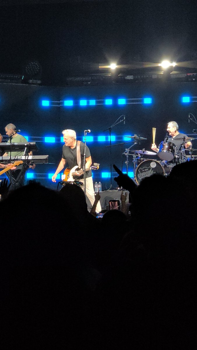 David summers cantando como en sus mejores años #HombresG <a href="/DavidSummersHG/">David Summers</a>