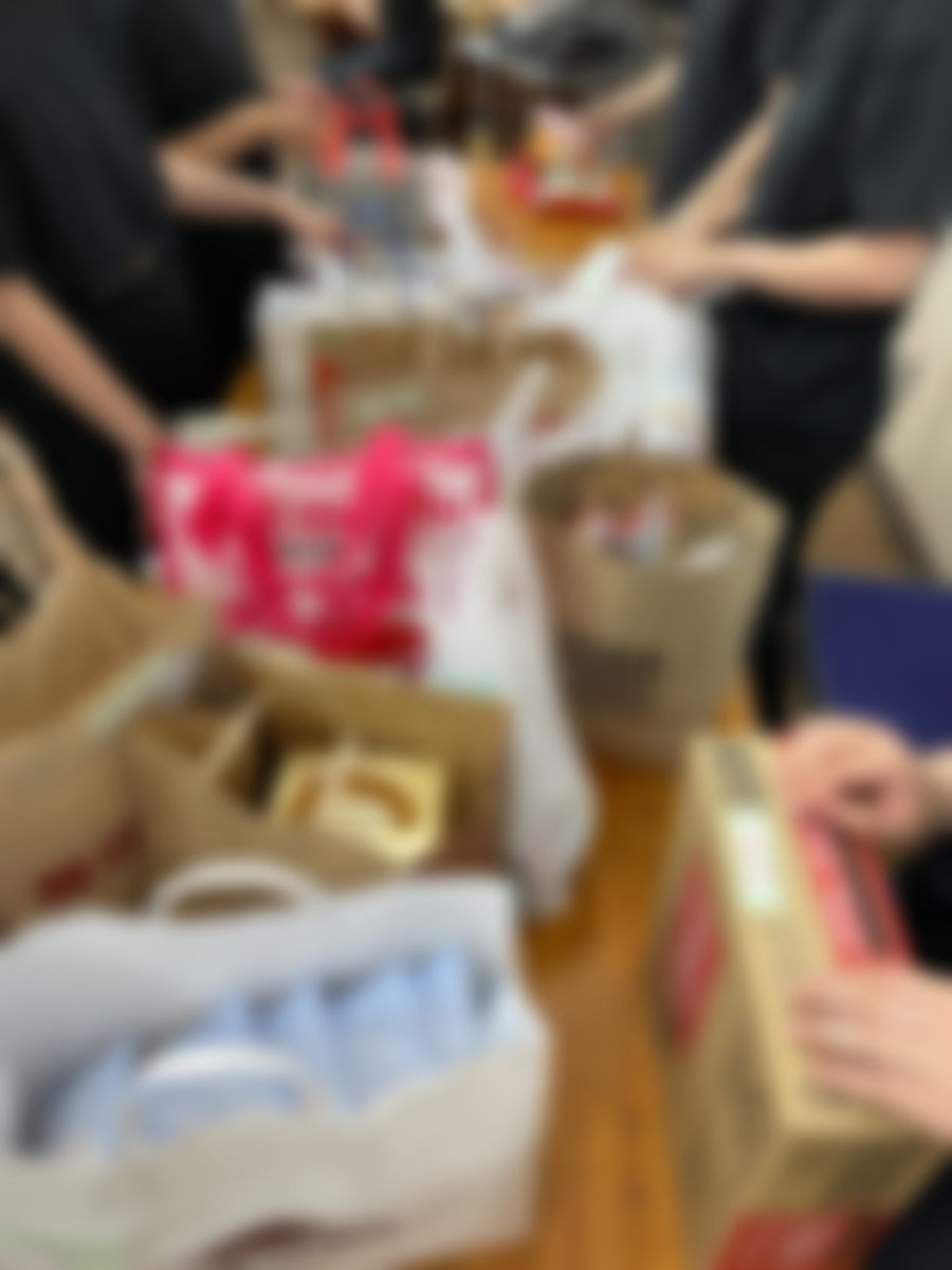 自主公演後のバラシも
協力して終わらせました🔨

また、沢山の方から差し入れを頂きました！本当にありがとうございます🙇‍♀️