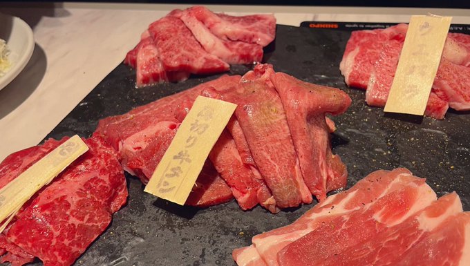 サンクリお疲れ様でしたー!!
スペースに来てくれた方ありがとうございました!!
夏コミ原稿頑張る為にも打ち上げは肉🥩‼️ 