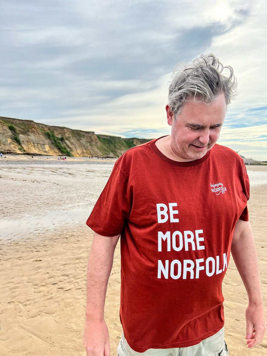 Be more Norfolk with FREE UK P&amp;P on our #Norfolk-inspired clothing and gifts 😎

All orders, until midnight tonight. No code required, no minimum spend.

✅ Sustainable
✅ Organic
✅ Ethically produced
✅ Plastic free

Shop here: shopenjoyingnorfolk.co.uk