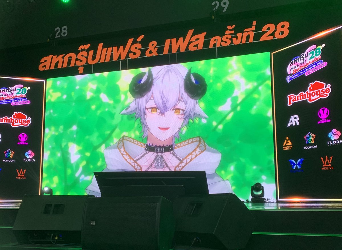 cjqne's tweet image. ✨✨💛🤍💛🤍✨✨

#SahagroupFairandFest #PastryFantasy
#VTuberConcert #farmhouse