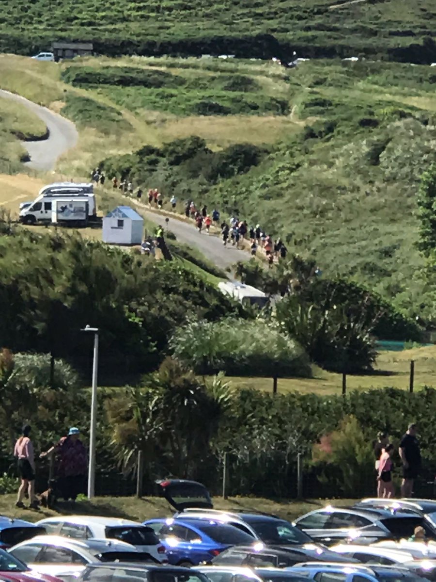 WoolacombeTIC's tweet photo. We have a great view point of the start of the North Devon Marathon! Lovely day for it ๐
#woolacombe #northdevonhospice #northdevonmarathon https://t.co/EqvcZZ7iVR