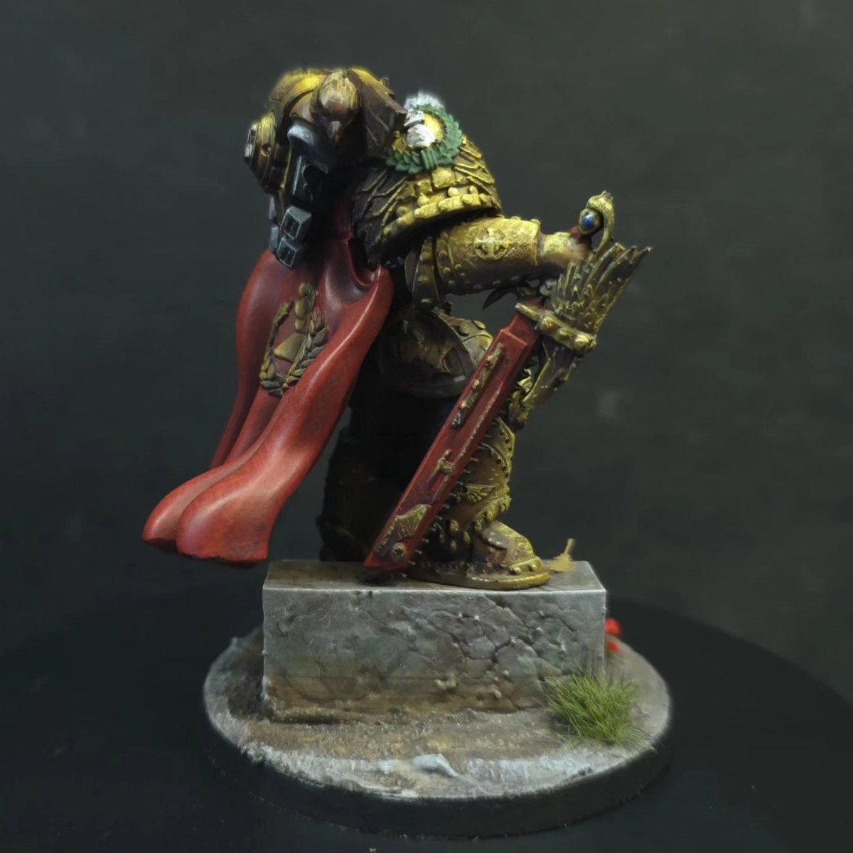 Farbencio's tweet photo. Mini nº19. Dorn de @Warmatz . Un tamaño diferente a lo que estoy acostumbrado, y 1a vez que me atreví a hacer un NMM en una mini entera, era el momento de probar. Me sirvió mucho para prender. Una pasada de miniatura en general!^^ https://t.co/3TuCGS8Grg