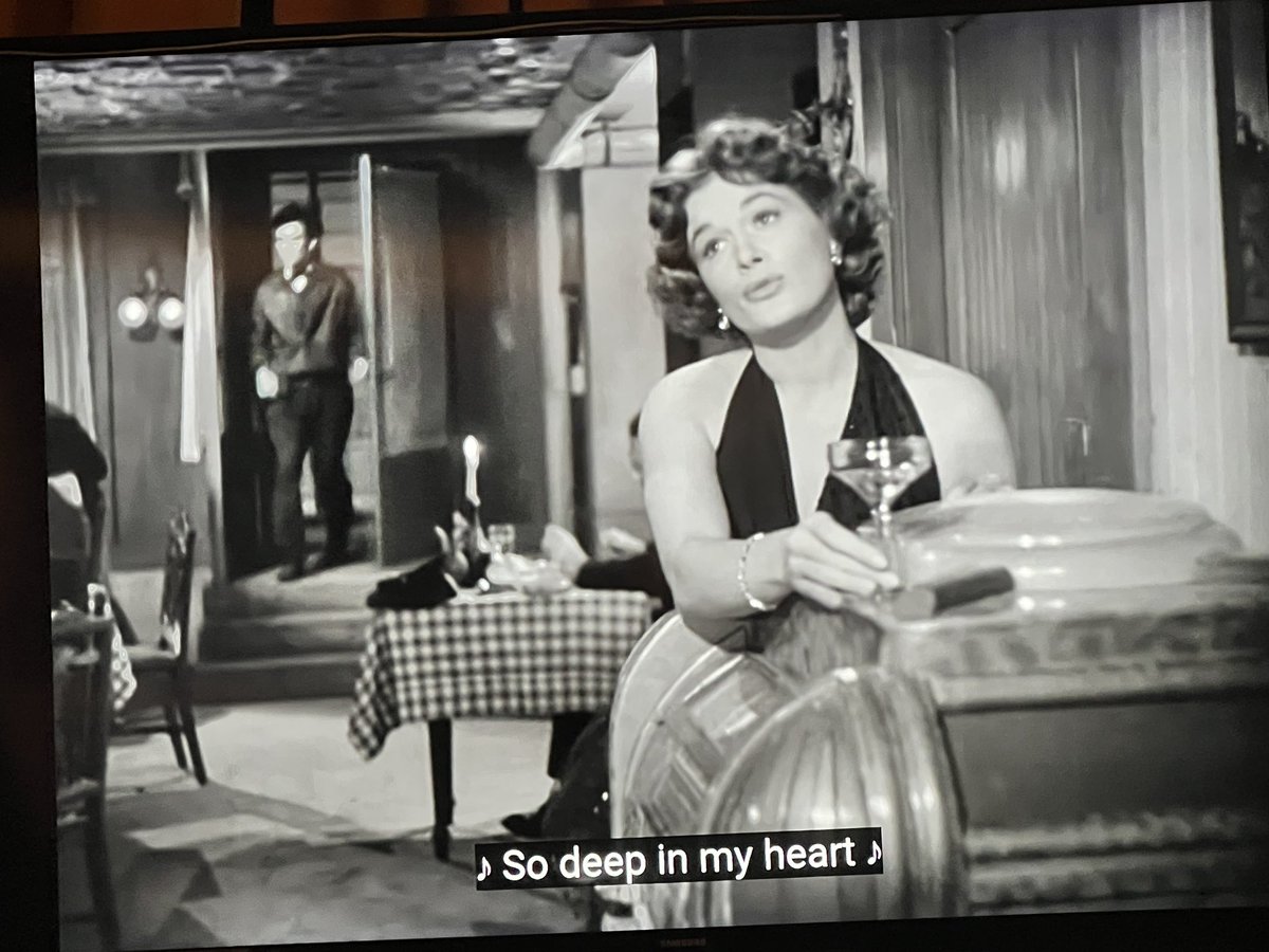 Condimentgrrl's tweet image. Sing it Lina!  #NoirAlley #TCMParty #NoQuestionsAsked