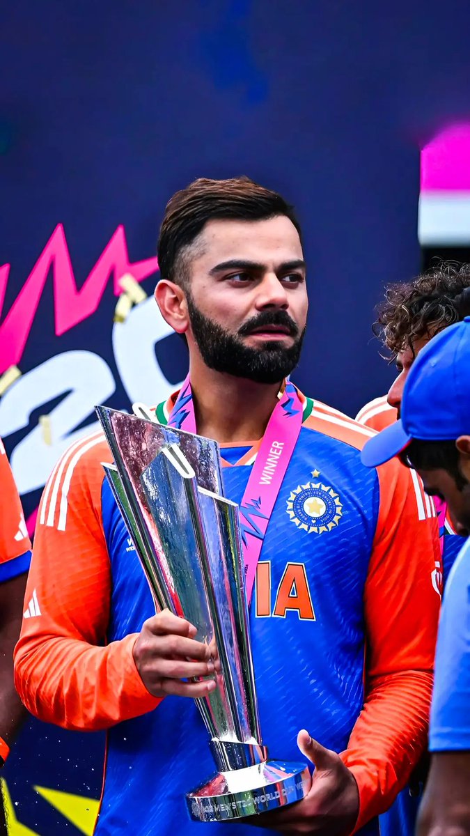 Virat Kohli Fan Club tweet media