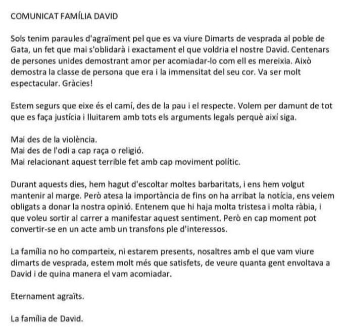 joanguanter_'s tweet photo. Hui s’ha convocat una manifestació il·legal d’extrema dreta a Gata de Gorgos després de l’assassinat de fa uns dies d’un veí del poble.

Tot el suport a la família, al poble i a l’alcalde Josep Signes que està rebent amenaces.

Fem difusió del comunicat impecable de la família. https://t.co/9STDTIYAq8