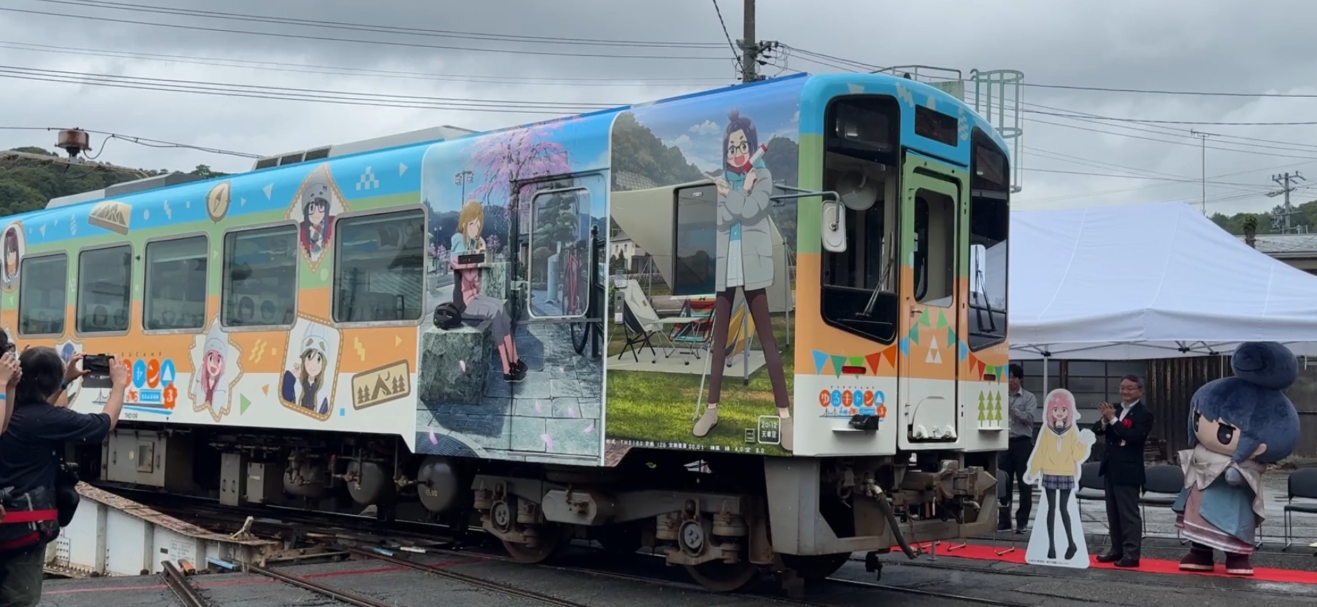 ゆるキャン△SEASON3」ラッピング列車 天竜浜名湖鉄道で運行開始