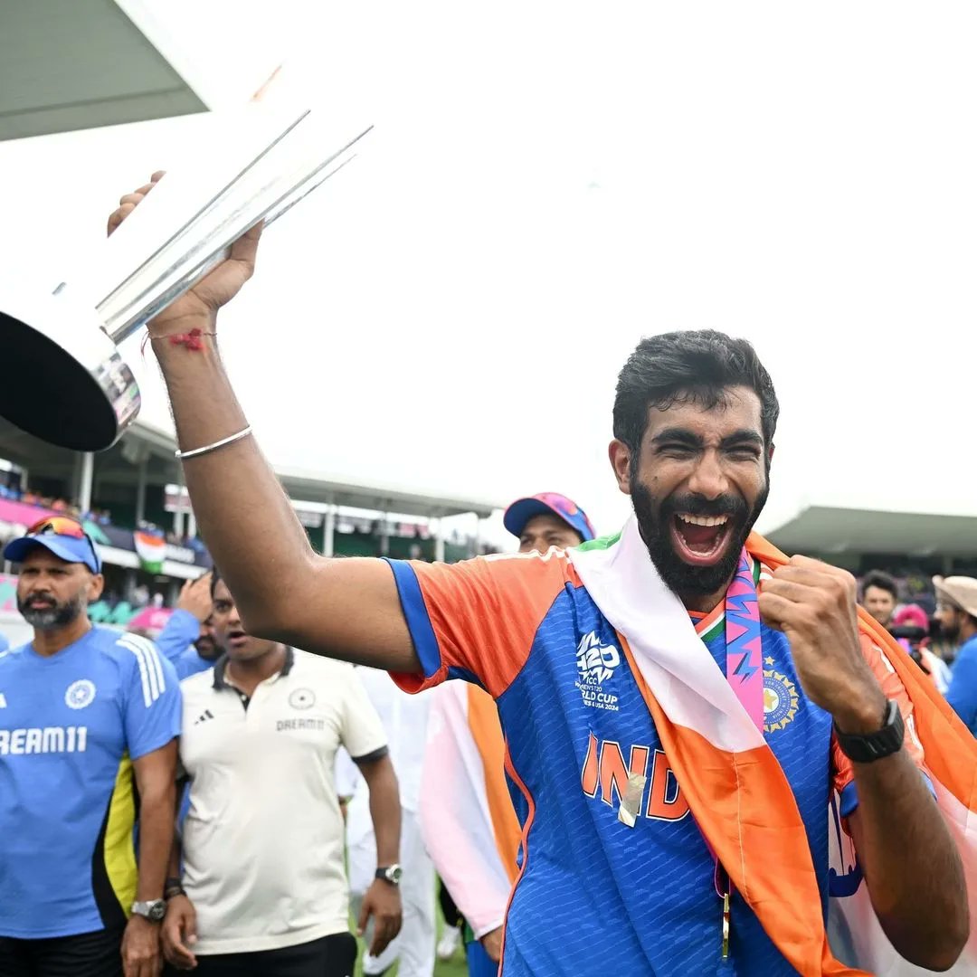 SlicedBreadIn's tweet image. Congratulations to @BCCI on winning the @T20WorldCup 2024 🇮🇳💙 

📸 : BCCI

#IndiaWon #ViratKohli #T20WorldCup2024