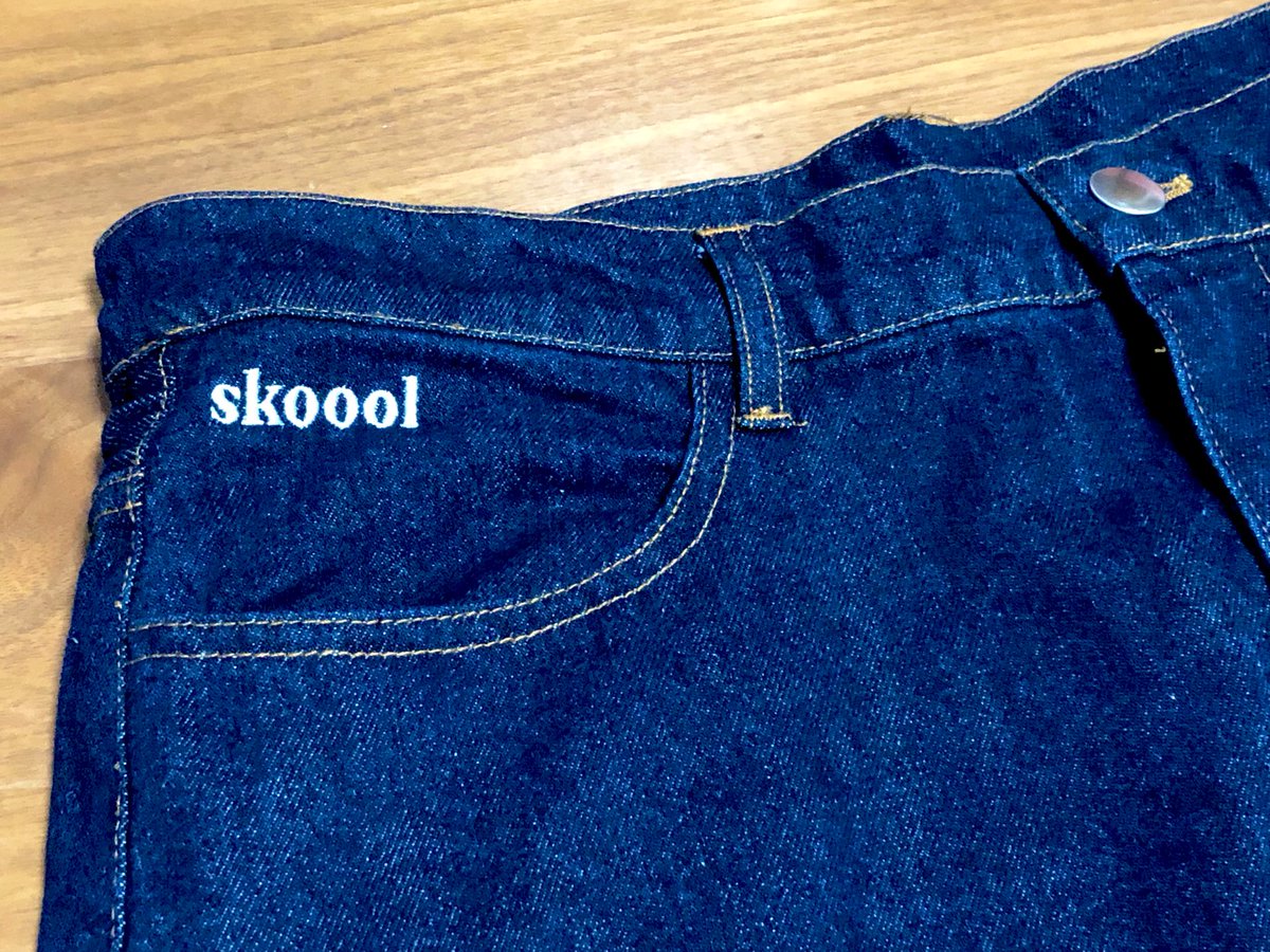 nakachan821028's tweet photo. skooolのポップアップ
凌くん顔ちっちゃかったなぁ☺️
#skoool のストレートデニムパンツ軽くて幅感と色ステキだったから購入☺️ワンポイントもかわい🫶履くの楽しみ! https://t.co/FbStUkM89V