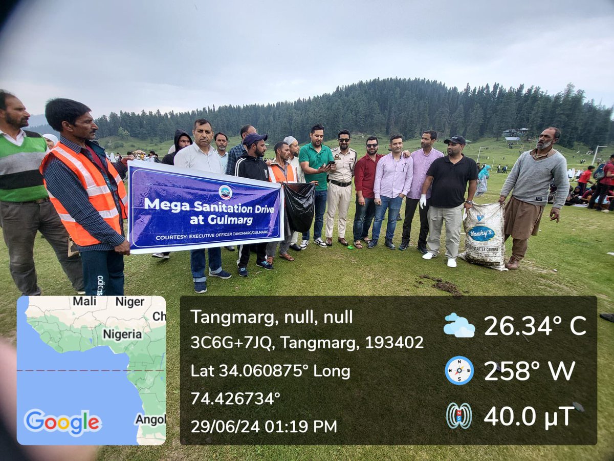 MC_Gulmarg's tweet photo. Municipal Committee Tangmarg-Gulmarg along with GDA, Hoteliers &amp; other stakeholders organised a mega sanitation drive at Gulmarg on 29-06-2024.
(Act as a responsible Tourist 🙏)
#cleanGulmarg #greenGulmarg
@PMOIndia @MoHUA_India @JKHUDD1 @DULBKASHMIR @DCBaramulla @SwachhBharatGov https://t.co/rbtjGQyYvD