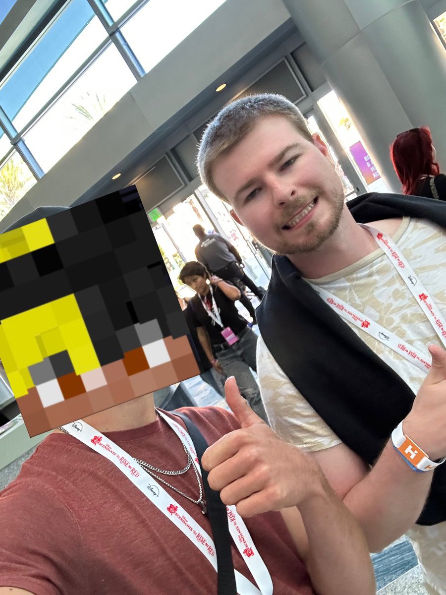 NeonSavageMC's tweet photo. MrBeast 🤩 https://t.co/zrfwDYhJkt