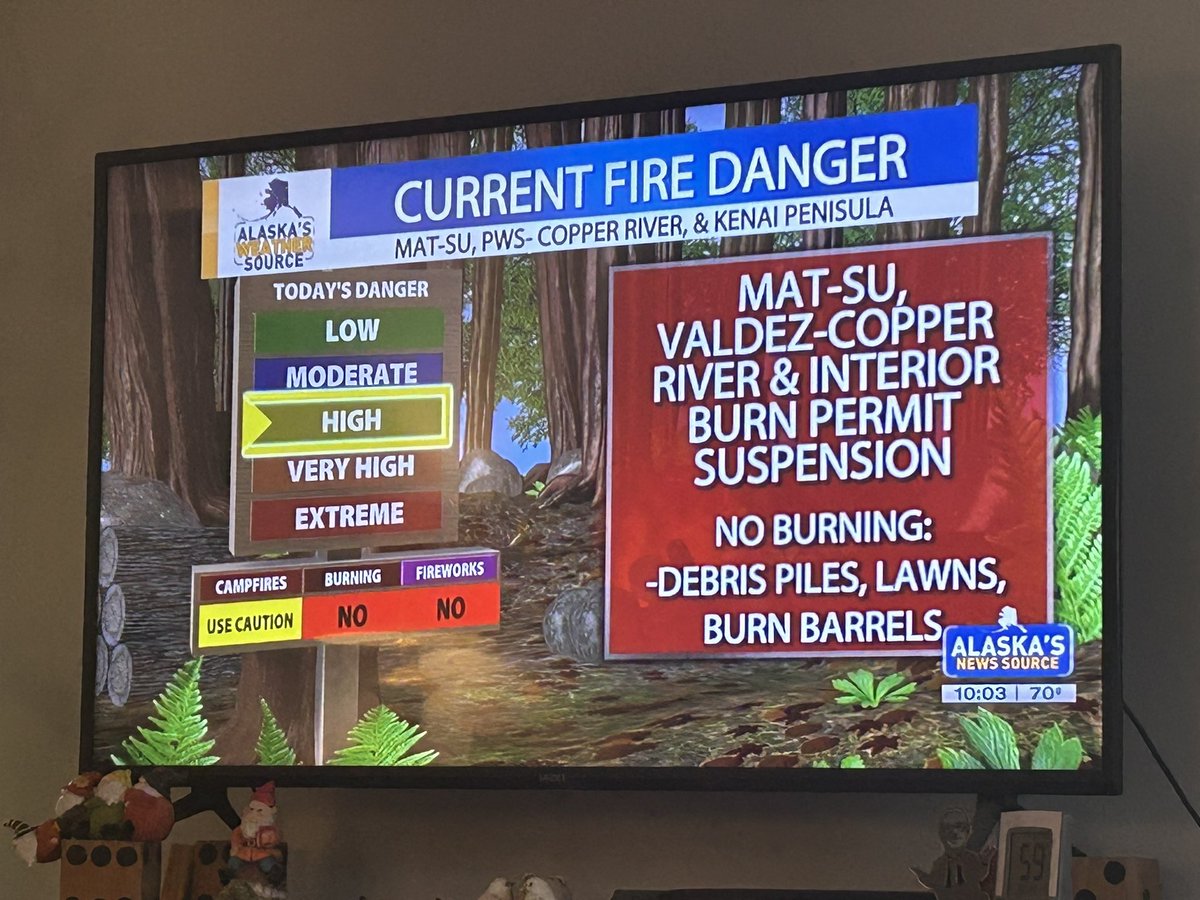 gomer2323's tweet photo. #AlaskaFire #akfires #akfire 
If in doubt, DONT BE BUILDING FIRES OUTSIDE, #Alaska !!!! NOT EVEN A DAMNED WARMING FIRE. https://t.co/4TIDVjQJ6C