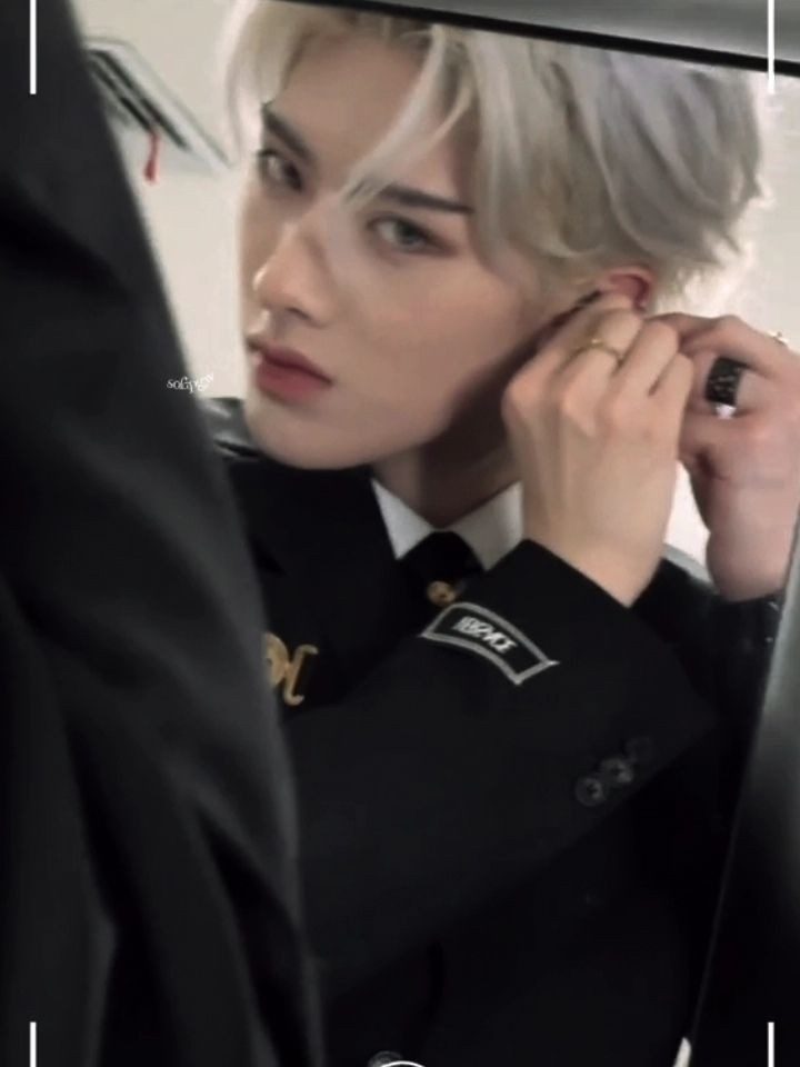 houruily's tweet photo. #RICKY #沈泉锐 #리키 #ZB1 https://t.co/5aQb8h0GEF