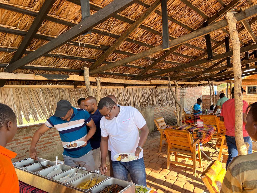 Travelling to Southern Highlands via Doma, Morogoro? Contact us Pride Lands Safari for Superb Meals. Be a Group or Family we are ready to Serve You +255766244163:+255774781171:
+255767781171
#sunset
#tourism
#adventure
#nature 
#camping
#livelikealocal
#superbmeals