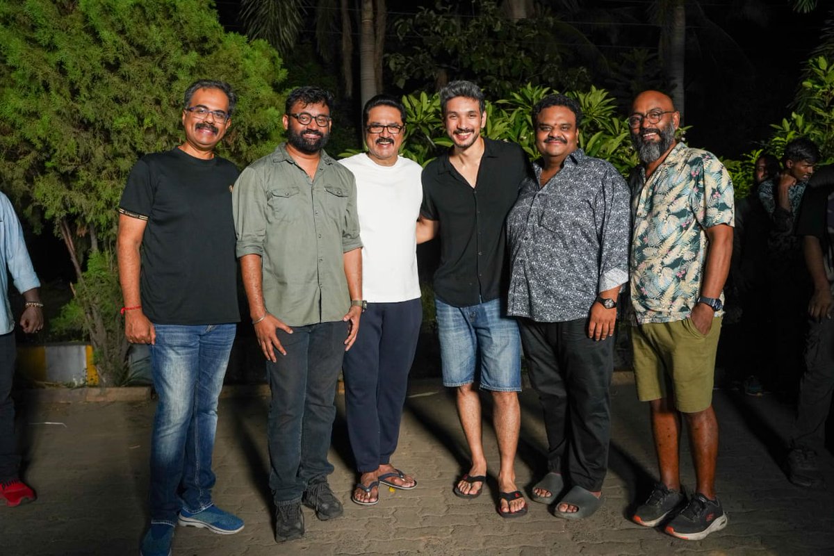 kollycorner's tweet image. .@arya_offl&apos;s #MrX Shooting Completely Wrapped 🫔 

#GauthamKarthik Look 👌