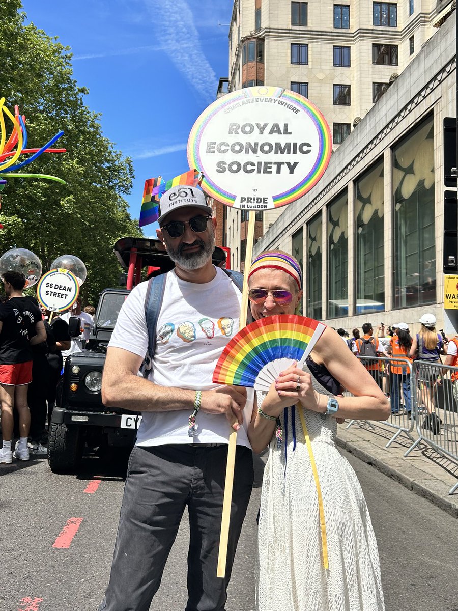 ImranRasul3's tweet image. A beautiful day at @PrideInLondon with @RoyalEconSoc 

#Economicsforall  @DiscoverEcon