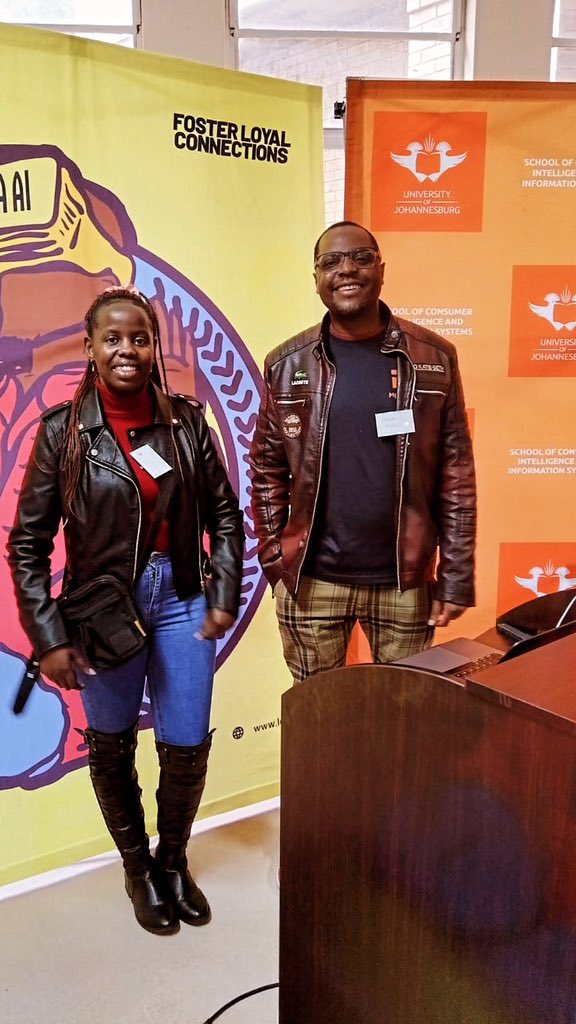 MpiloTech's tweet image. This weekend, our Tech Slayers participated in the @LelapaAI #vulavula API #hackerthon as mentors.
Thank you @Geekulcha for inviting our team to share their expertise and immerse themselves within the tech community.
#MpiloTech #TechLeader
#UnearthingGreatness
