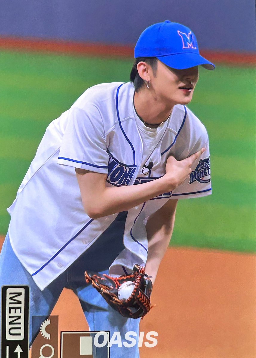 ㅁㅊ얘들아 최연준 시구 고화질 사진 왔다