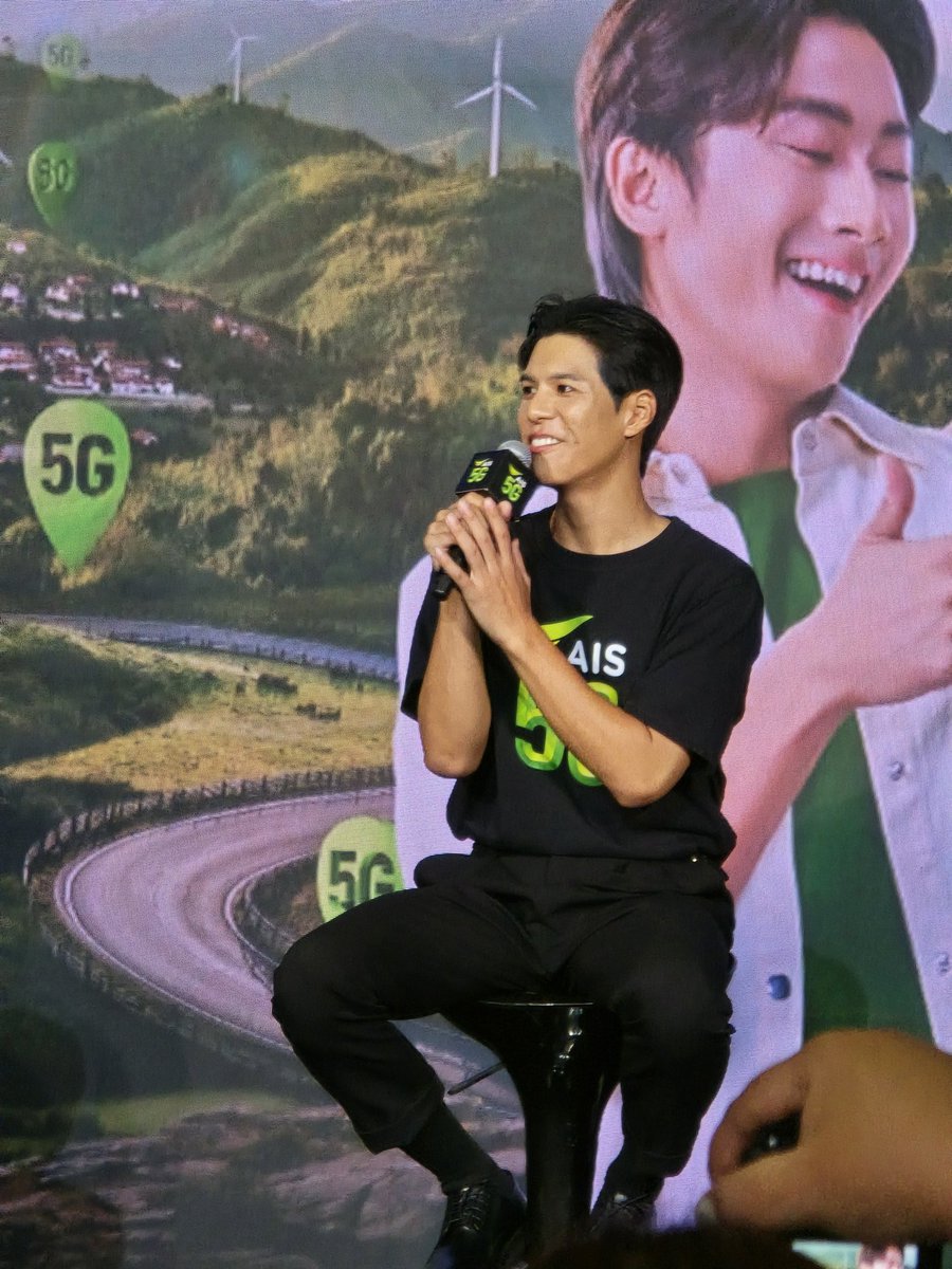 talk_trendy's tweet photo. พรีเซ็นเตอร์ AIS 5G คนใ���ม่ #จริงๆอุ่นใจทั่วไทยเน็ตแรง #AIS5Gxพี่จองคัลแลน #AIS5G https://t.co/CkWQLQSaEd