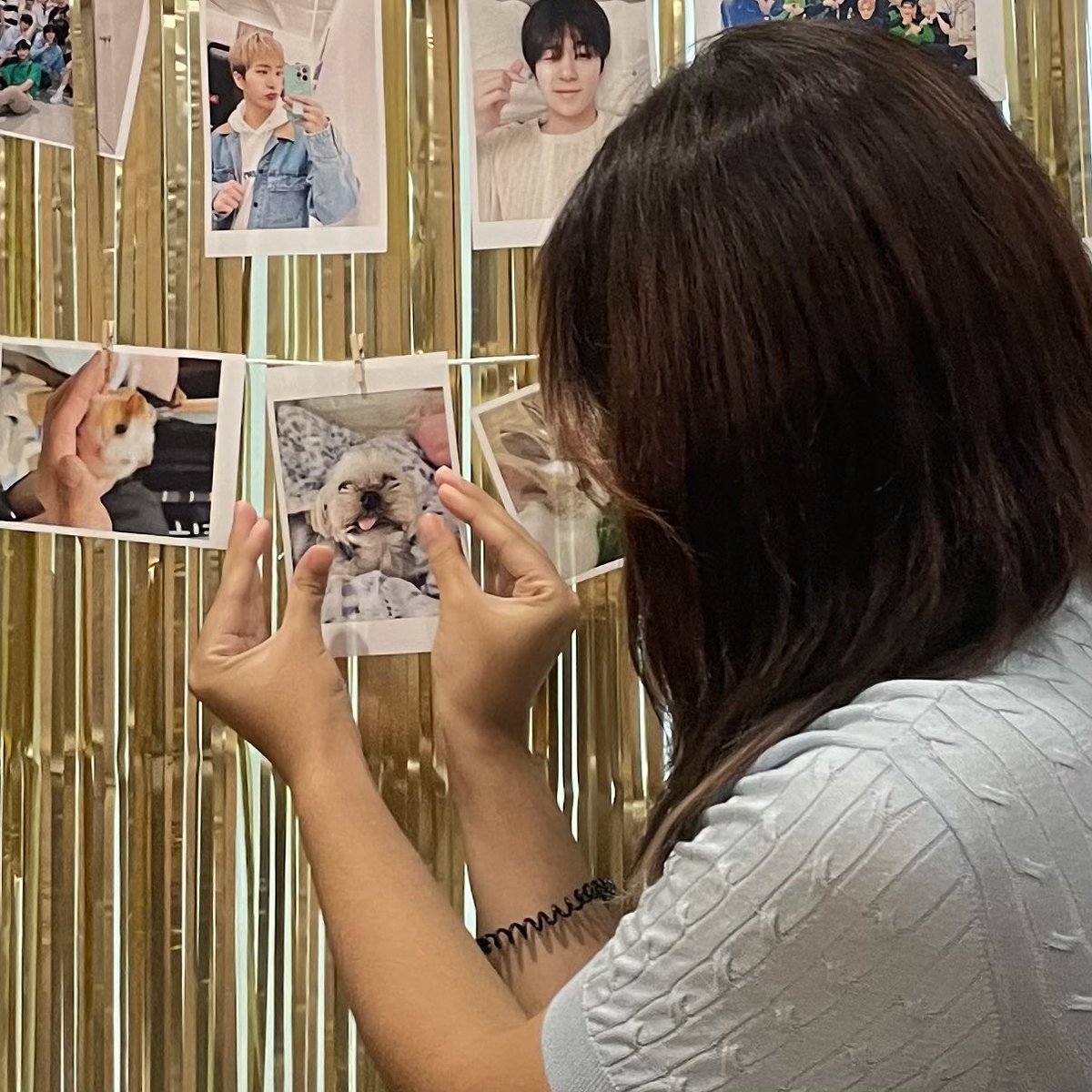 wswswkw24's tweet image. เฟ่น่ารักมั้ก! เกมสนุกสุดๆ พี่ๆฟอเอ้กสวยน่ารักทุกคนมาก🥺 อยากไปเฟ่โอเอ้กทุกปีจริงๆฮะ🫶🏻💚

#Lets_Play_With_OX
#OMEGA_X_3rd_Debut_Anniversary
#OMEGA_X