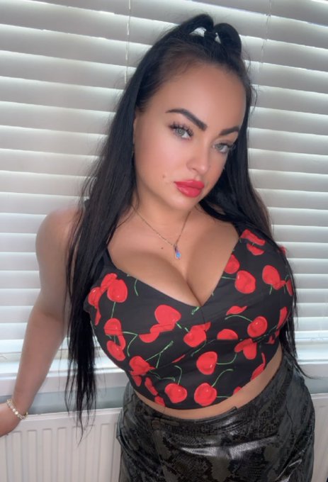 Happy Sunday 🥰 https://t.co/WckUDmDqXq #sundayvibes #weekend #influencer #onlyfansgirl #SellingContent<a href="/tag/sundayvibes"class="tags">#sundayvibes</a><a href="/tag/sexy"class="tags"><span>#sexy</span></a><a href="/tag/weekend"class="tags"><span>#weekend</span></a><a href="/tag/influencer"class="tags"><span>#influencer</span></a><a href="/tag/onlyfansgirl"class="tags"><span>#onlyfansgirl</span></a><a href="/tag/sel"class="tags"><span>#sel</span></a>