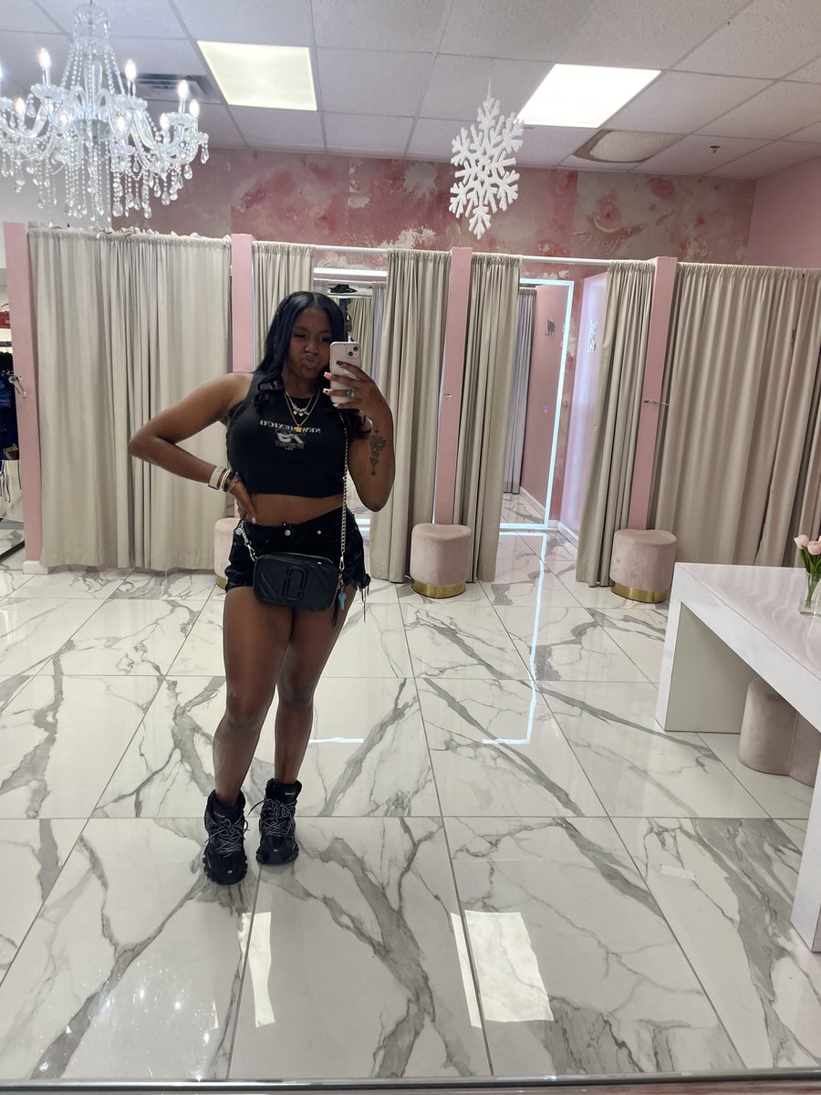 maddidorr's tweet photo. His favorite 🤩 . https://t.co/x8mIg6hi8q