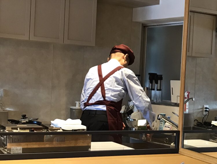karakusashuzai's tweet photo. café吟遊詩人さんで蜂蜜トーストとコーヒーをいただいてきました。 https://t.co/pX7bEO0f83