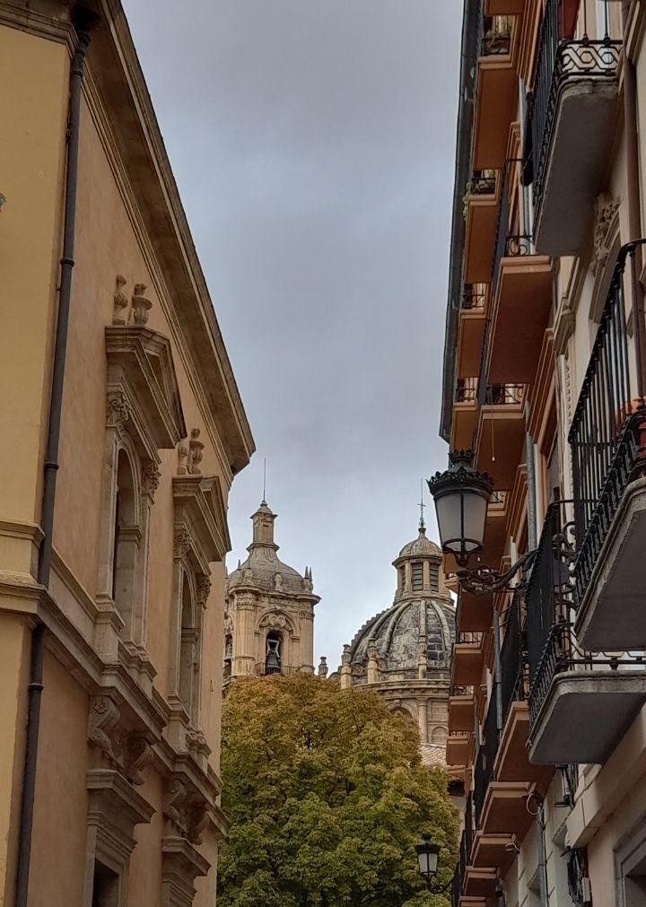 PapperShadows's tweet photo. Así que weno, Granada a través de las estaciones. 
Otoño - Invierno - Primavera - Verano https://t.co/ButBQwmmuU